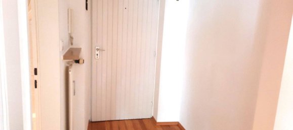 Studio in Munich, Germany No. 220239 3