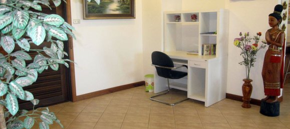 2 bedrooms Condo in Pattaya, Thailand No. 1440 5