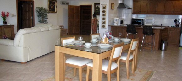 2 bedrooms Condo in Pattaya, Thailand No. 1440 13