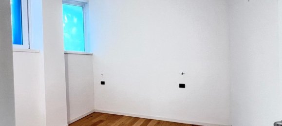 2 Schlafzimmer Wohnung in Milan, Italy, Nr. 399386 9