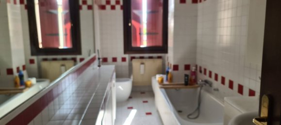 3 Schlafzimmer Haus in San Vendemiano, Italy, Nr. 312829 7