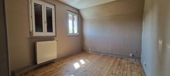 2 bedrooms House in Laon, France No. 223020 14