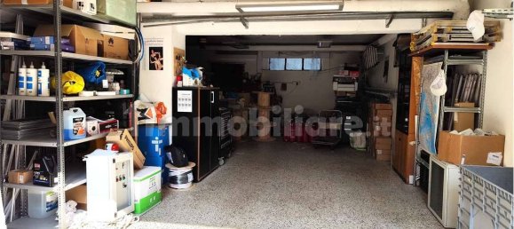 Armazém em Senago, Italy 146 m² N.º 66288 15