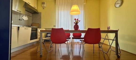 3 bedrooms Penthouse in Camaiore, Italy No. 35727 5