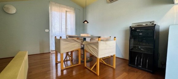 3 bedrooms Penthouse in Camaiore, Italy No. 35727 22