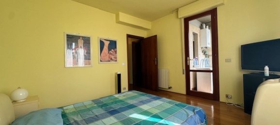 3 bedrooms Penthouse in Camaiore, Italy No. 35727 15