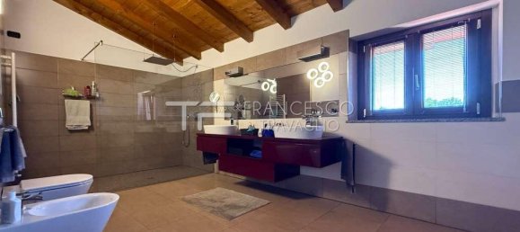5 rooms Villa in Invorio, Italy No. 269529 14