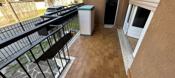 Apartamento de 3 habitaciónes en Carnate, Italy No. 334542 10