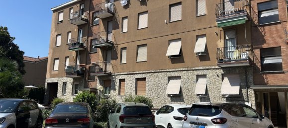 Apartamento de 3 habitaciónes en Carnate, Italy No. 334542 4
