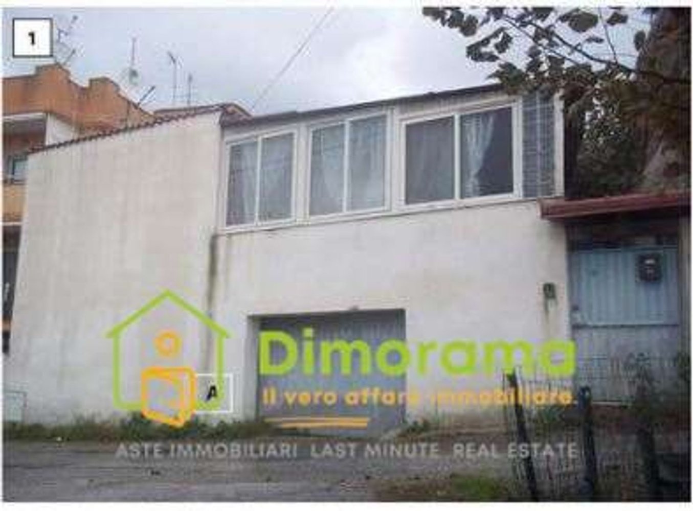 2 rooms Apartment in Pozzuoli, Italy No. 9504