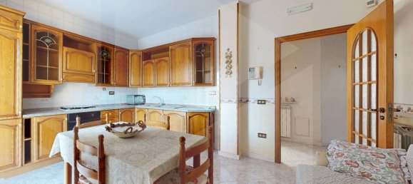 3-Zimmer Wohnung in San Giorgio a Cremano, Italy, Nr. 17486 14