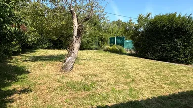  Parking in Dobling, Austria No. 218018