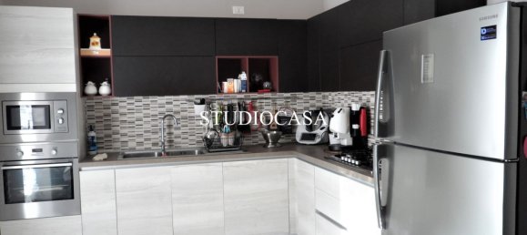 4 rooms Apartment in Portico di Caserta, Italy No. 140531 3
