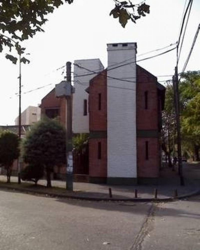 3 bedrooms House in Tres de Febrero, Argentina No. 18330