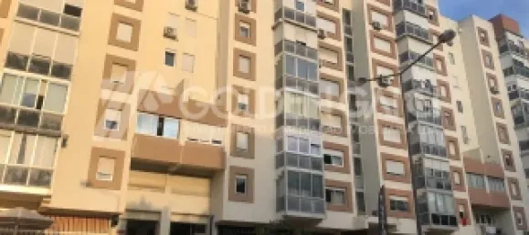 342m² Commercial property in Lisbon, Portugal No. 141621 5