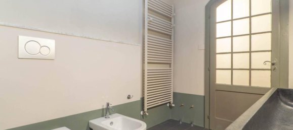 7 rooms Apartment in Ferrara, Italy No. 41208 14