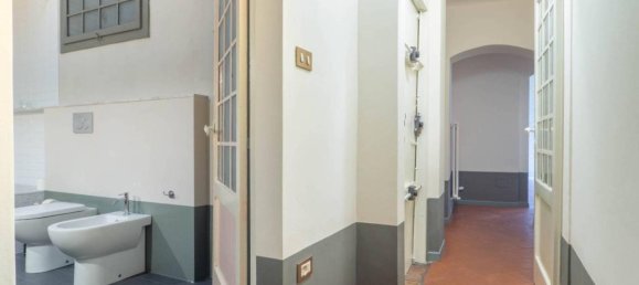 7 rooms Apartment in Ferrara, Italy No. 41208 8