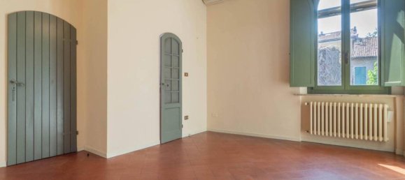 7 rooms Apartment in Ferrara, Italy No. 41208 19