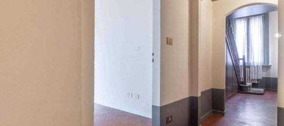 7 rooms Apartment in Ferrara, Italy No. 41208 15