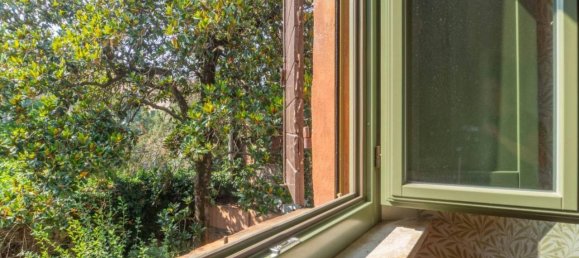 7 rooms Apartment in Ferrara, Italy No. 41208 18