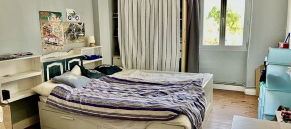 4 bedrooms House in Roquefort, France No. 276732 6