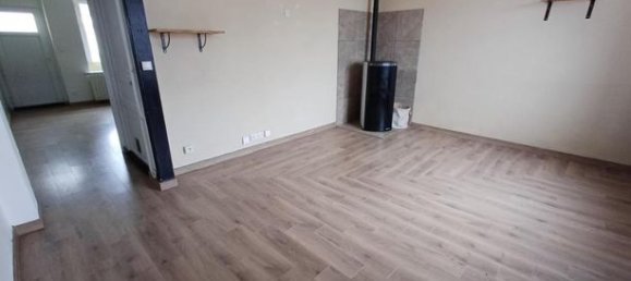 Villa de 4 dormitorios en Le Mans, France No. 308333 3