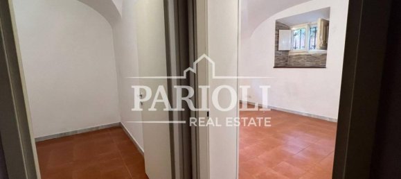 3 rooms Apartment in Rome, Italy No. 21568 21