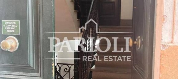 3 rooms Apartment in Rome, Italy No. 21568 6