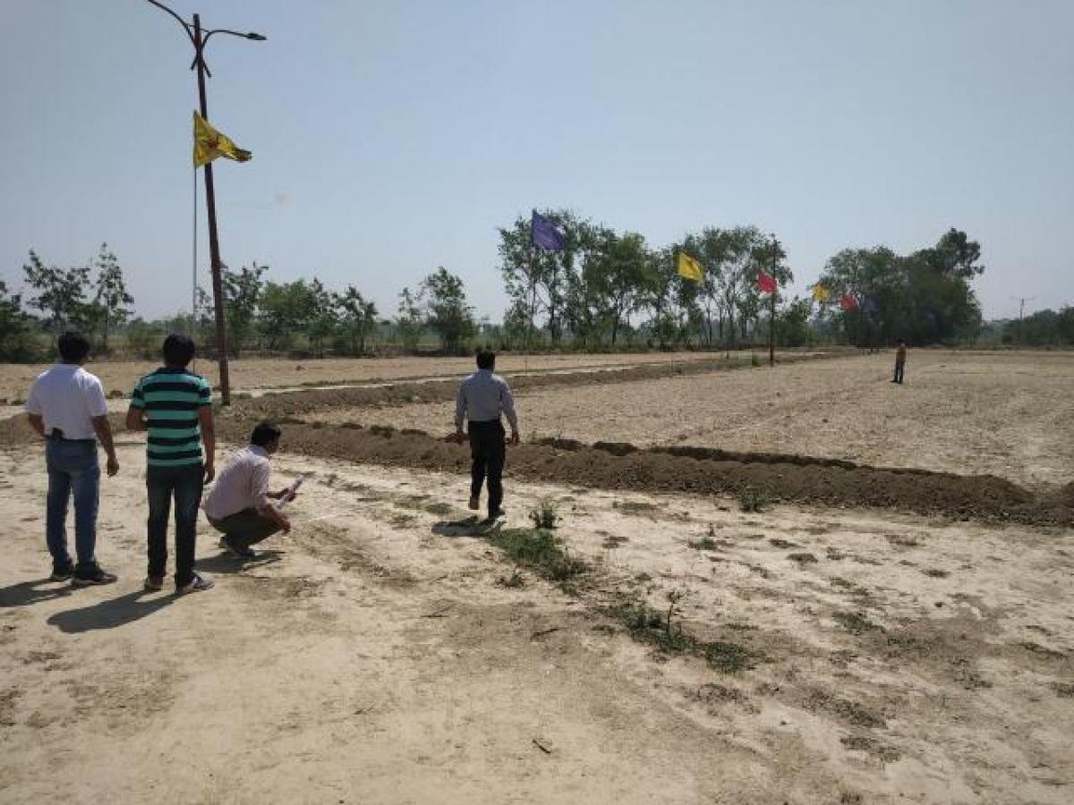  Land in Lucknow, India No. 32985