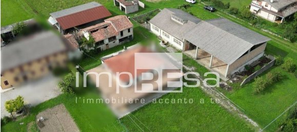 Земельный участок 4345м² в Карбонера, Италия № 174178 3