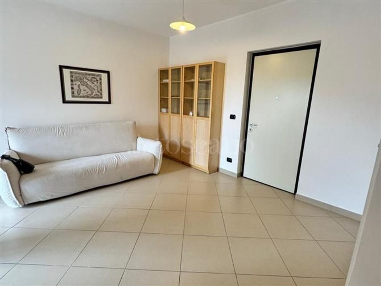 32m² Office in Avezzano, Italy No. 113265