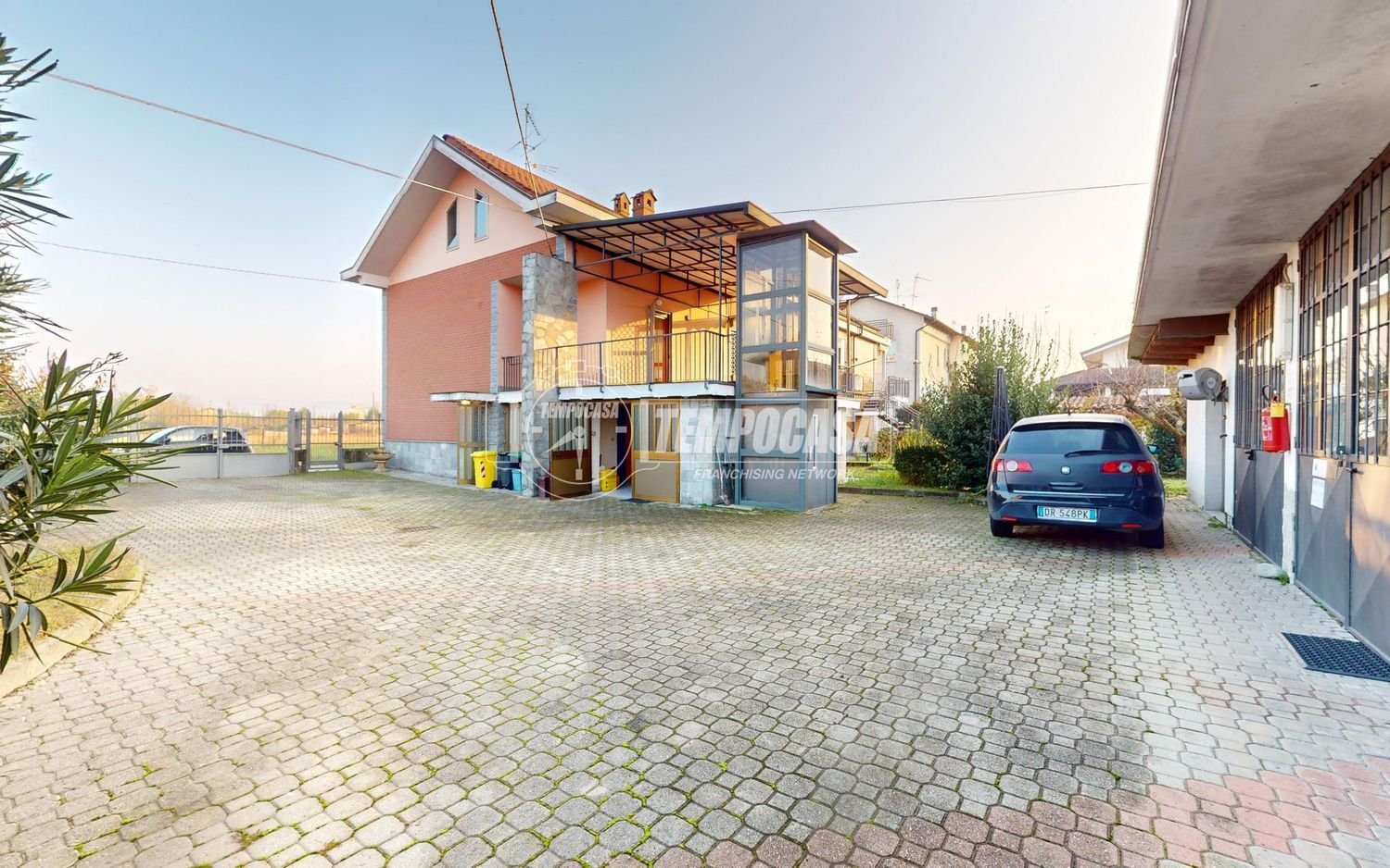 6غرفة فيلا في Settimo Torinese, Italy رقم 222139