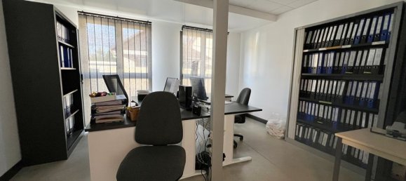 Escritório em Saint-Amand-Montrond, France 1141 m² N.º 68940 8