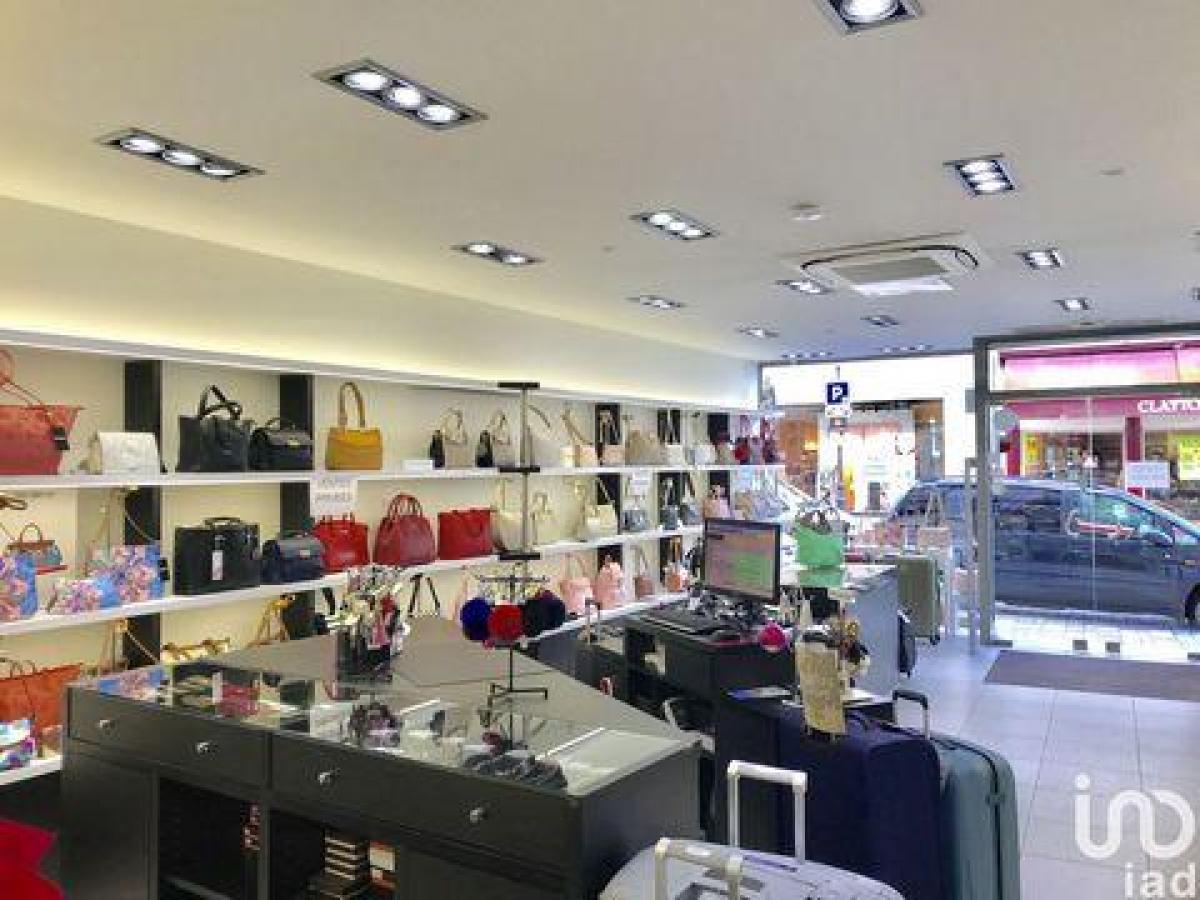 Офис 140м² в Мелен, Франция № 21307