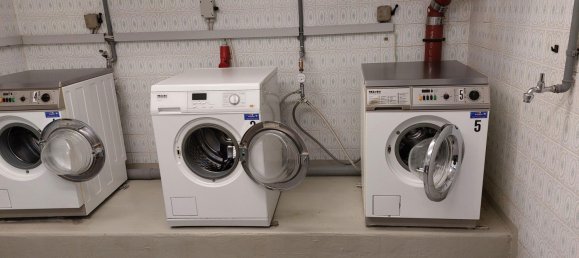 Apartamento de 3 habitaciónes en Frankfurt am Main, Germany No. 47796 55