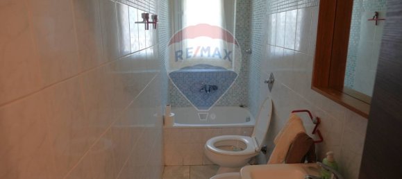 2 bedrooms Apartment in Milan, Italy No. 360508 10