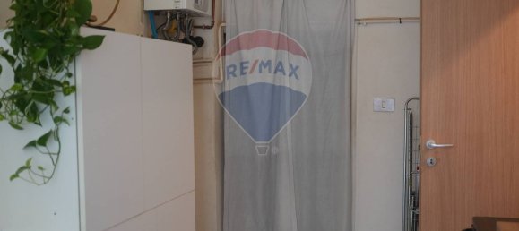 2 bedrooms Apartment in Milan, Italy No. 360508 3