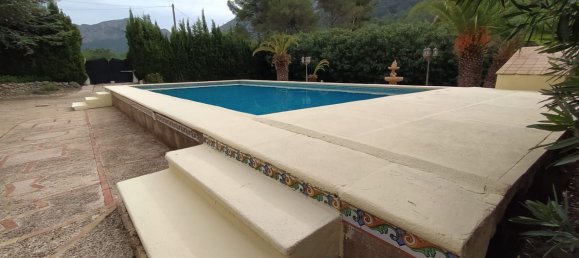 Дом с 4 спальнями в Баркс, Испания № 128814 3