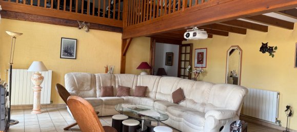 4 bedrooms House in Charente-Maritime, France No. 341927 4