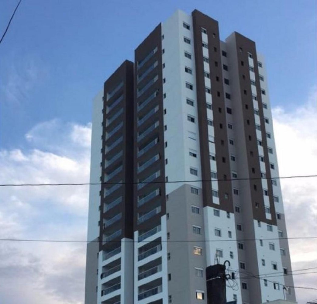 Квартира с 3 спальнями в Сузану, Бразилия № 530567