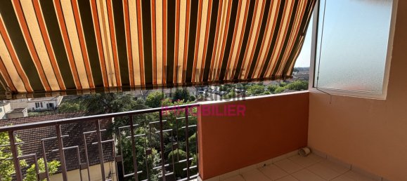 3 rooms Apartment in Carpentras, France No. 285624 4