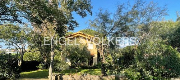 Villa de 4 dormitorios en Ardea, Italy No. 63002 2