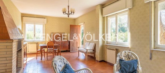 Villa de 4 dormitorios en Ardea, Italy No. 63002 7