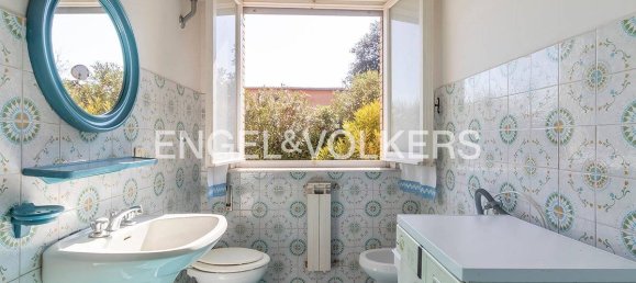 Villa de 4 dormitorios en Ardea, Italy No. 63002 22