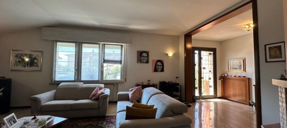 10 bedrooms Villa in San Biagio di Callalta, Italy No. 316322 3