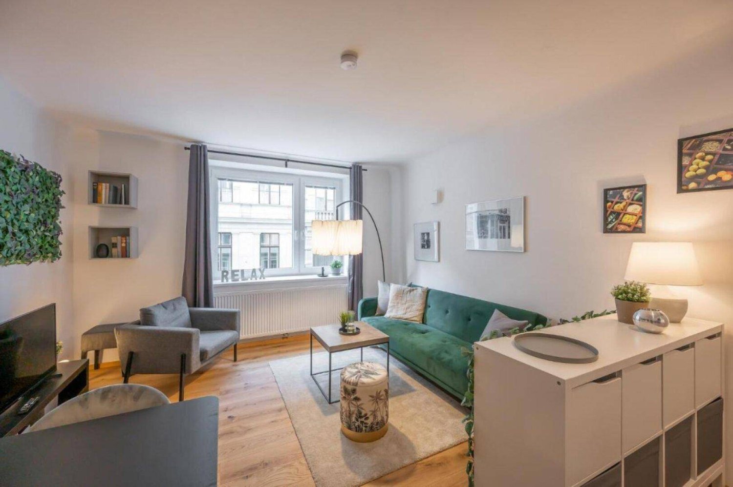 Квартира с 3 комнатами в Вена, Австрия № 204097