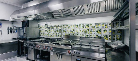 1-Zimmer Gewerbliche Immobilie in Casalecchio di Reno, Italy, Nr. 224029 4