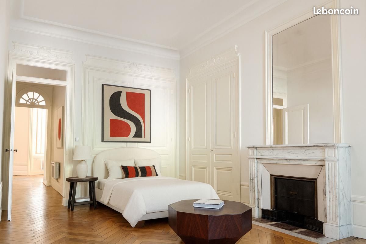 4 bedrooms Apartment in Lyon, France No. 286565