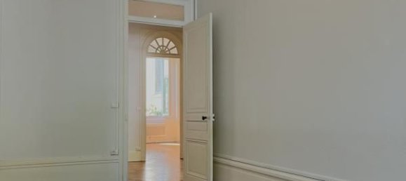 4 bedrooms Apartment in Lyon, France No. 286565 5