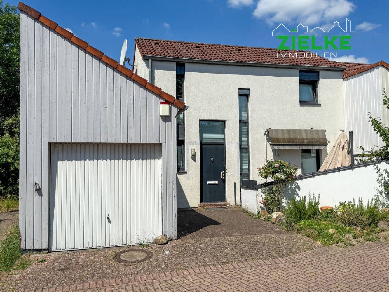 Таунхаус с 3 спальнями в Меттман, Германия № 34469